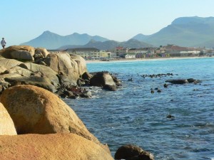 A view of Fish Hoek from Jaegers Walk, with mountains in the background
